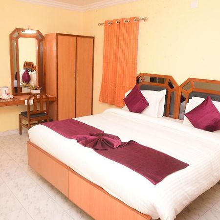 Hotel Vijaya Residency Anakāpalle 外观 照片